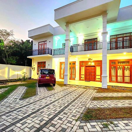 Regno Villa The Infinity By Netflix Panadura Exterior foto